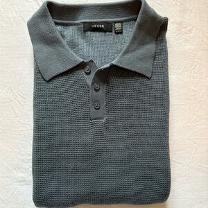 Knitted bluish grey polo